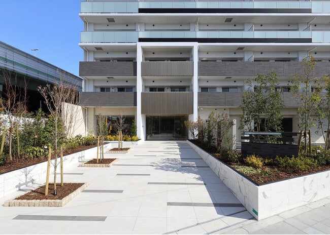 信和不動産株式会社が企画・開発を手がける賃貸マンションブランド「スプランディッド」シリーズ「スプランディット難波ＷＥＳＴII・III」2024年3月22日竣工しました！