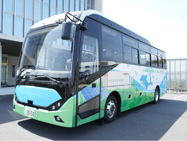 住友化学株式会社様へ中型観光EVバスを1台納車いたしました