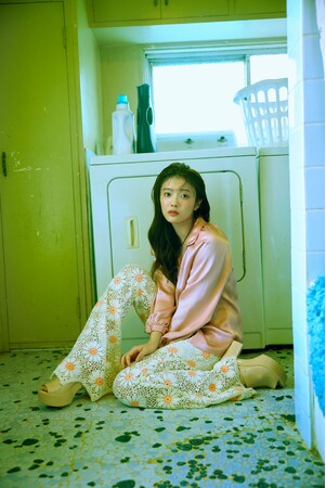 こんな“ほのす”見たことない!!　櫻坂46・田村保乃が5／2(木)発売「blt graph.vol.101」の表紙・巻頭に登場！ さらに櫻坂46三期生連続グラビア企画には小島凪紗も登場。