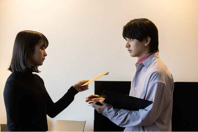 テレビ大阪制作ドラマ歴代最速でTVer再生回数100万回突破！ドラマ「買われた男」きょう深夜24時～第2話「芸能人のお客様」