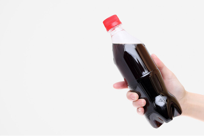 コンビニでよく買う飲み物200人に聞きました！３位「水」、２位「お茶・紅茶」！１位は何？