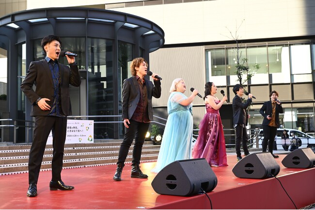 【東京ミッドタウン日比谷】4月25日(木)「Hibiya Festival 2024 オープニングセレモニー」開催レポート　演出家・宮本亞門さん等がエンターテインメントの街 日比谷に登場