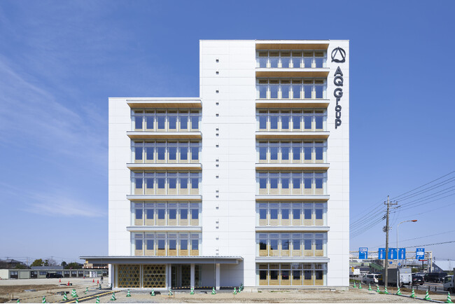 日本初※、純木造8階建てAQ Group本社　　今までの木造ビル建設の1／2の費用、坪145万円で実証実験ビルが完成