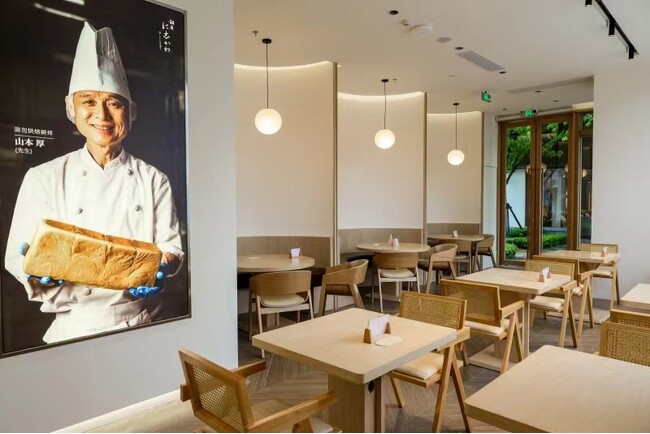 高級食パン専門店「銀座に志かわ」が４月２０日(土)に中国で４店舗目となる「上海蟠龍天地店」をオープン