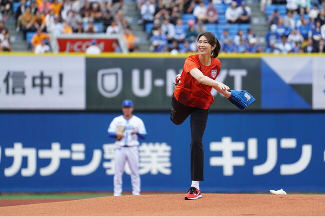 U-NEXT初の冠試合『スポーツ観るなら！ U-NEXT DAY』の始球式に木村沙織が登壇！