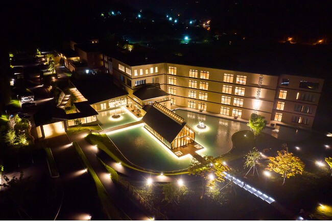 北海道リゾート 鶴雅が運営する「洞爺湖鶴雅リゾート 洸の謌」にて、開業１周年を記念した２つの特別プランを販売開始！その他、館内で愉しむ特別イベントの内容をご紹介！