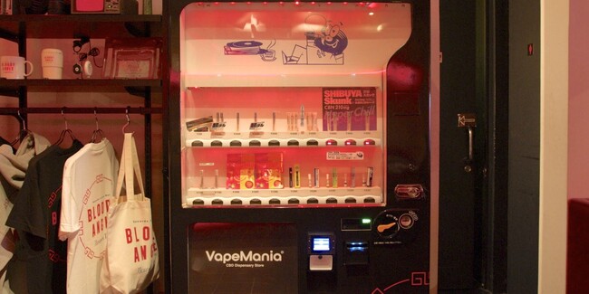 「渋谷BLOODY ANGLE」にCBD自販機を設置。VapeManiaが革新を提供します。