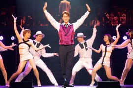 2022年公演舞台写真©️伊藤智美 2022年公演舞台写真©️伊藤智美