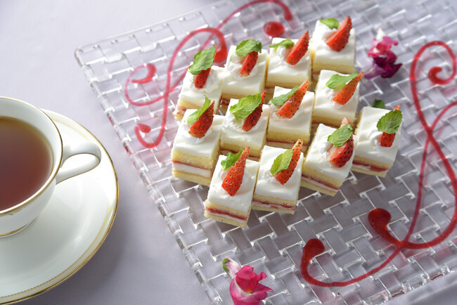 【横浜桜木町ワシントンホテル DINING&BAR BAYSIDE】5月限定ランチビュッフェ ～苺と抹茶のデザート～ 大型連休特別メニューもご予約受付中