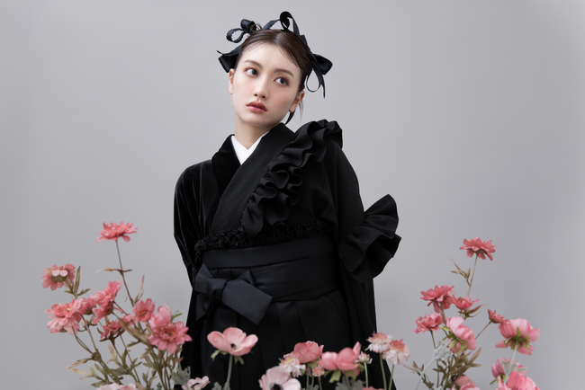 aimme新作の袴ビジュアルが誕生。『完全オリジナル』で叶えるファッショナブルなスタイルとは