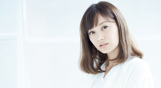 開発2年！スキンケア難民に終止符を打つ美容液がついに完成しました。蛯原英里プロデュース [ASHIRIA RICH]