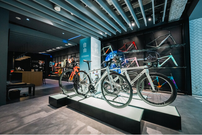 スペシャライズド 銀座がラインアップと展示を大きく変えてリニューアル