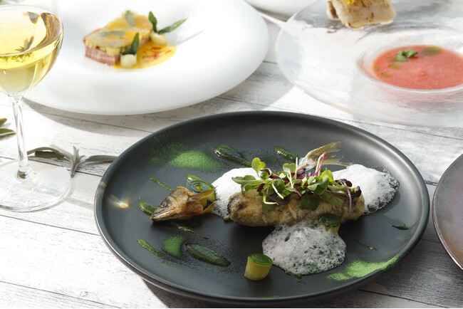 【東京マリオットホテル】東京育ちのハーブの心地よい香りに包まれる、爽やかな夏の美食「G’s GRILL DINNER COURSE -SUMMER-」発売