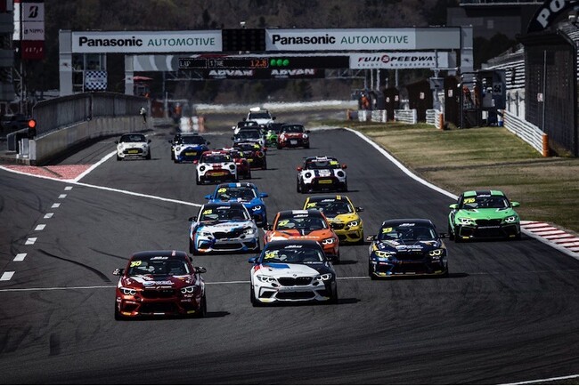 ZENKAIRACING、2024年BMW & MINI RacingにおいてEスポーツアクティビティを提供