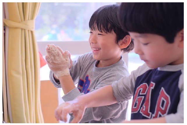『薬用せっけんミューズ』の色チェン泡*が、日々のお子さまの手洗いをもっと楽しい時間にすることに貢献～お子様の手洗い中の表情を解析し、笑顔が成長に与える影響を専門家が解説！～