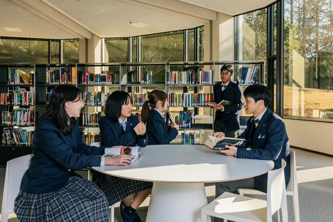 国際高等学校が、中学生の英語力アップのための「英語塾」を開講