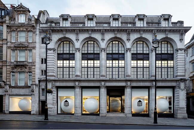 ＜AHKAH＞ イギリス・Dover Street Market Londonにて展開開始
