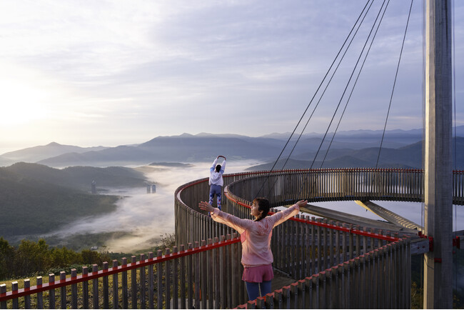【星野リゾート　リゾナーレトマム】雲をテーマにした、心も身体もリフレッシュする「雲海リトリートステイ」今年も提供｜期間：2024年8月1日～9月30日