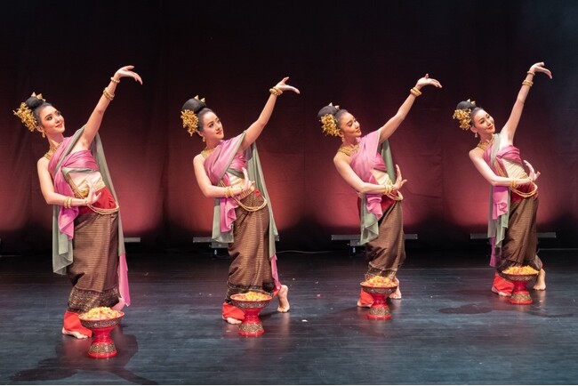 江戸ワンダーランド日光江戸村にてタイ王立舞踊団との国際交流を開催！