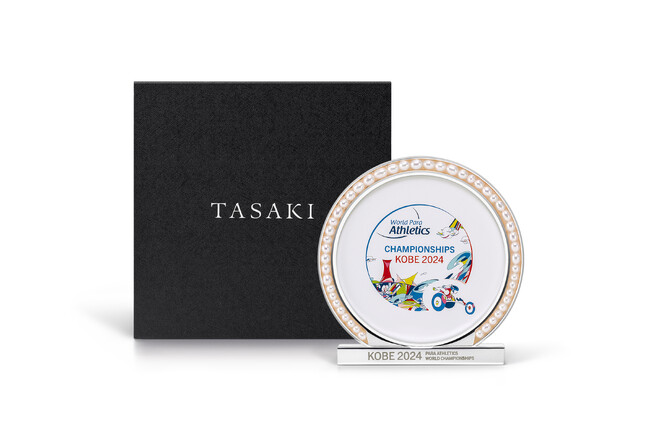 TASAKI、「神戸2024世界パラ陸上競技選手権大会」オフィシャル サプライヤーとしてメダリストへ特製フォトフレームを贈呈