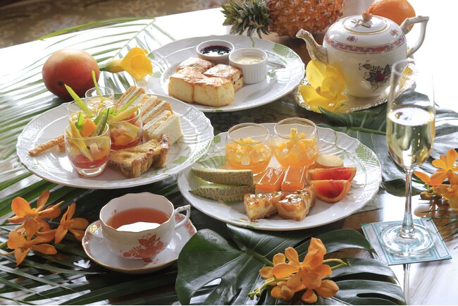 【デザートカフェ長楽館】夏のビタミンカラーフルーツを洋館で楽しむ「サマーアフタヌーンティー第１弾 サマーイエロー」、2024年6月15日(土)～7月15日(祝月)に提供。