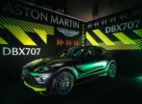 アストンマーティン 日本限定のDBX707 Japan Midnight Podium Edition真夜中のローンチイベントを開催