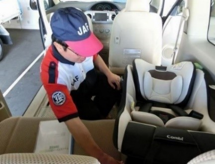 【JAF京都】マスターしよう!チャイルドシートの安全な取り付け方法