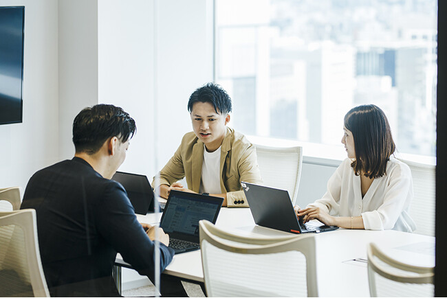 日本経済新聞の「プラチナ企業ランキング」においてGLMが不動産業界で４位（全体95位）にランクイン
