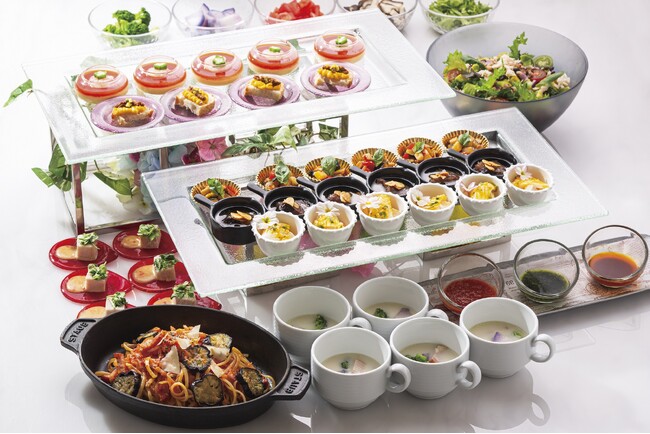 ハーフブッフェ「夏のアイコニックランチ」／ザ ロイヤルパークホテル アイコニック 東京汐留