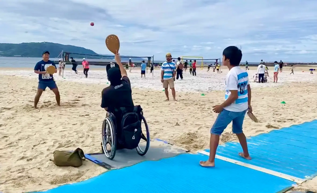 【車イス×フレスコボール体験】日本フレスコボール協会（JFBA）、6月2日(日)の『フレスコボールオオクラカップ2024』(兵庫県明石市・大蔵海岸)で「ユニバーサルビーチ体験会」を同時開催