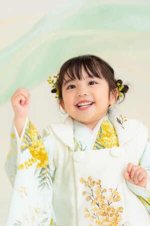 子供の色を活かした『cloth colors』「なんでもチャレンジしたら上手くいく事もある！」ということを家族みんなで感じてほしい。想いを込めた新ビジュアルが登場！