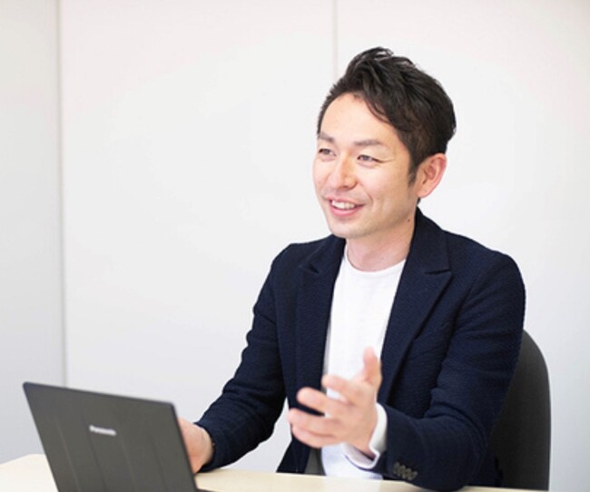 【M&A成約】業績好調な化粧品会社が成長のため譲渡