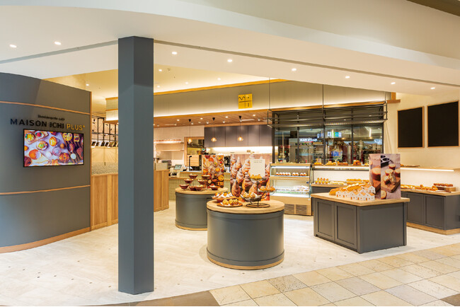 「ブーランジェリーカフェ メゾン・イチ プリュス 越谷レイクタウン店」が2024年5月28日にグランドオープン
