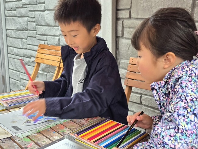 「はじめてのクエスト」で初のコンテスト開催「ぬりえコンテスト ～モンスターずかんをつくろう！～」