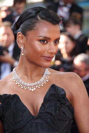 ショーメのジュエリーを纏った女優達がカンヌ国際映画祭に登場