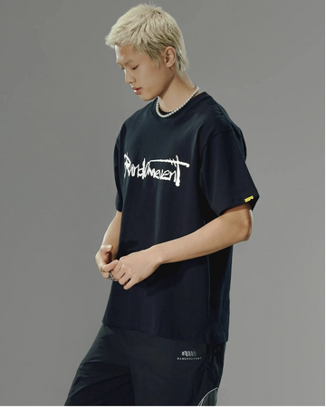 [香港発] New balanceや、Reebokなどコラボ商品が多数あることで話題 のRANDOMEVENT「ランダムイベント」が、60%（シックスティーパーセント）で日本初上陸。
