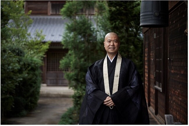 「塩沼亮潤大阿闍梨基金 ～ともに寄り添うプラットフォーム～」が子どもや困窮者を支援する団体へ資金支援。本日5月29日より公募開始！