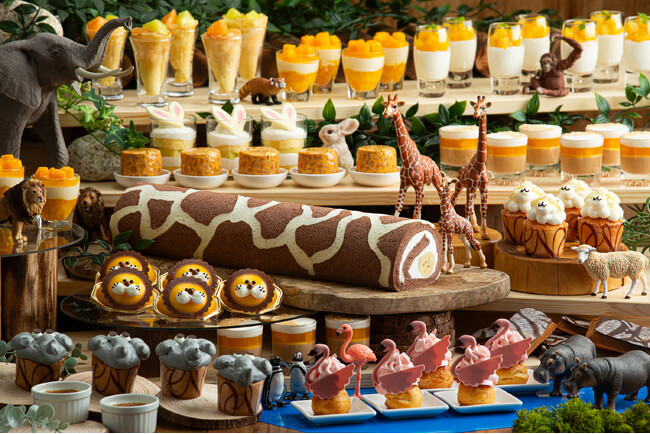 福岡市動物園のかわいい動物たちがホテルスイーツに！「サマーフルーツデザートビュッフェ ～Sweezoo2024～」開催
