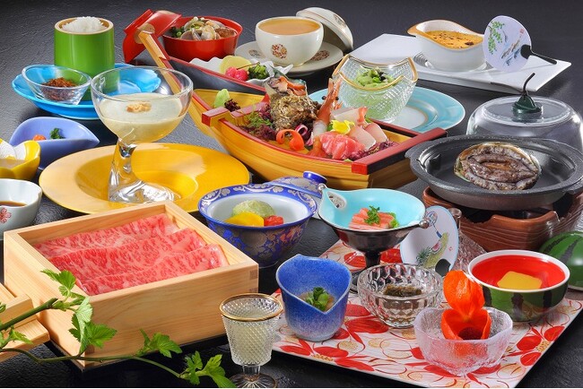 【萬国屋の夏季限定プラン】山形 あつみ温泉 萬国屋が食文化創造都市鶴岡の豊かな食文化を堪能できる夏会席プランをリリース。