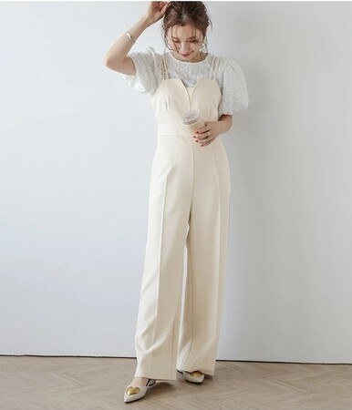 ＜Qoo10「サロペット」販売数ランキング＞サロペットは時短とスタイルアップの名手　素材とシルエットで大人っぽく