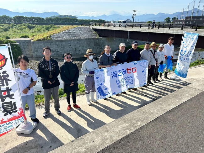 県の嶺北を流れる一級河川「日野川漂着ごみ調査」を開催しました！
