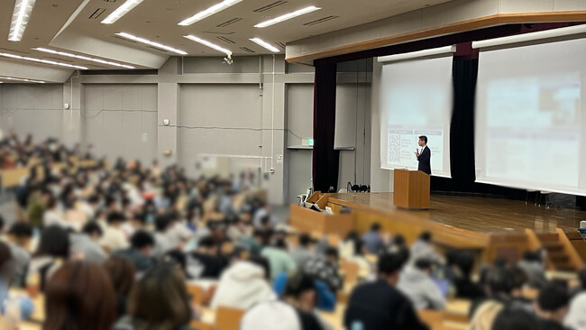 物流コンサルティングファーム 船井総研ロジ株式会社 代表取締役社長 橋本直行が、大東文化大学にて講義を行いました