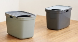 猫砂の飛び散り問題を新発想で解決!上から入るベルギー製の猫トイレ『TOP CAT(トップキャット)』が新色へとカラーチェンジしました。 猫砂の飛び散り問題を新発想で解決!上から入るベルギー製の猫トイレ『TOP CAT(トップキャット)』が新色へとカラーチェンジしました。