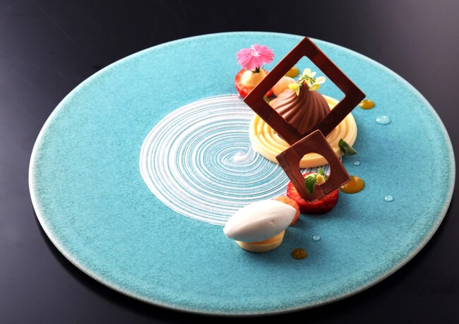 【AoAwoアートに浸る旅】大谷焼ルーム × スペシャルディナー 宿泊プラン ～ 目で愉しみ、舌で味わう、至福のひととき