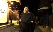 マツコ・デラックスが “ある目的で?!” 広島を徘徊 『夜の巷を徘徊する 富山・広島 特別編』