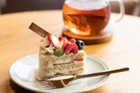 ”おいしい”と”カラダにやさしい”を両立させる新しいスイーツ専門店「BEYOND SWEETS」のコンセプトを表現するユニフォーム制作をシタテルが支援