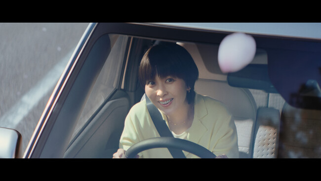 松たか子さんとゆずがCM 初共演！「日産サクラ」 新CM『サクッといきましょう』篇 2024年6月4日(火)よりオンエア開始！書き下ろし楽曲『Chururi』をコラボ歌唱