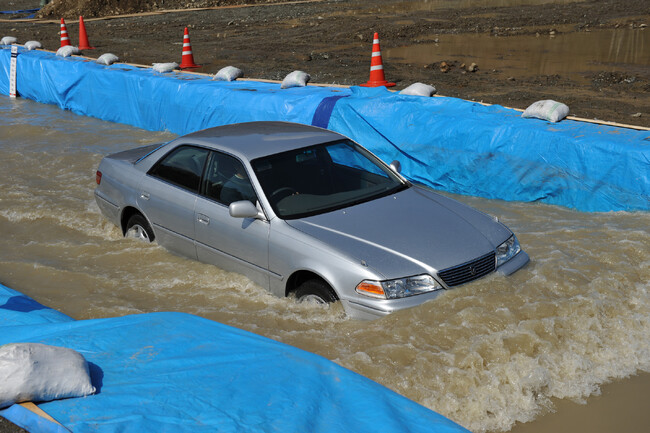 【JAF宮城】突然の豪雨や長雨の影響による道路冠水に注意