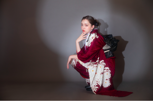 「一人ひとりが輝けるように・・・」大人への一歩を踏み出す女の子達への最新ビジュアルが登場「attention」