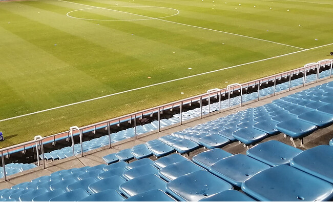 スポーツ観戦は何で視聴している？試合会場で”生で見たい”スポーツランキング2位は「サッカー」、1位は？